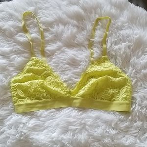 Lace Bralette ($2 w/bundle)